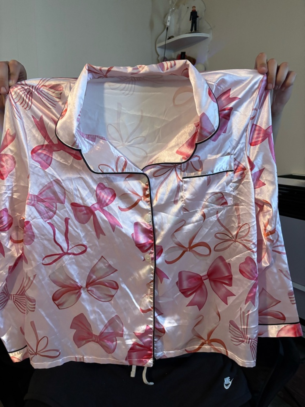 Women’s Satin Pink Bow-Print Pajama Set